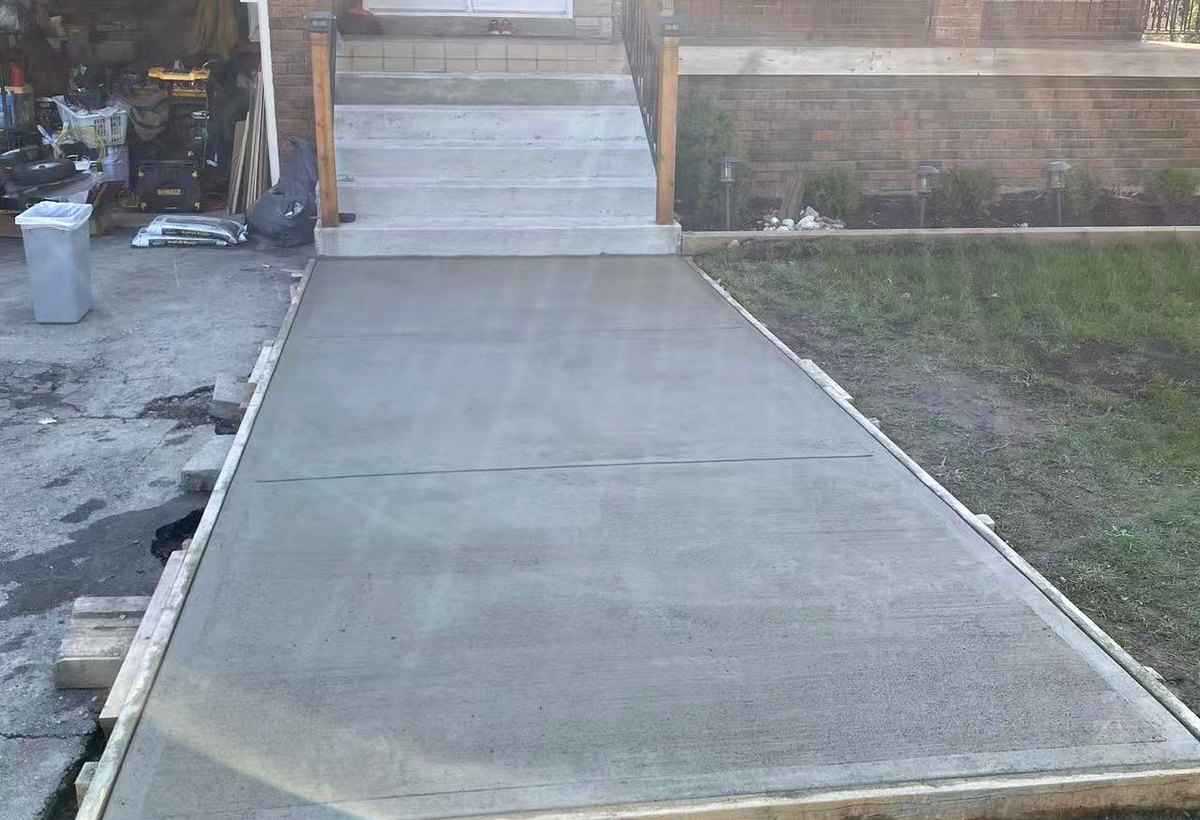 Stouffville finished concrete pad