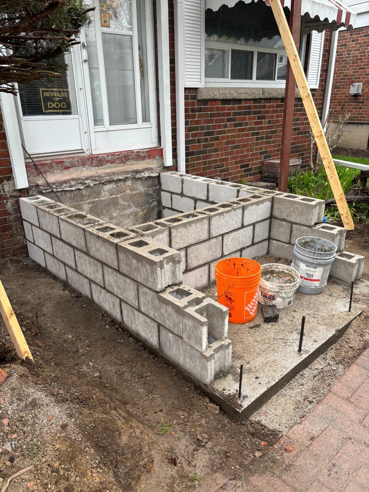 Concrete block base side view