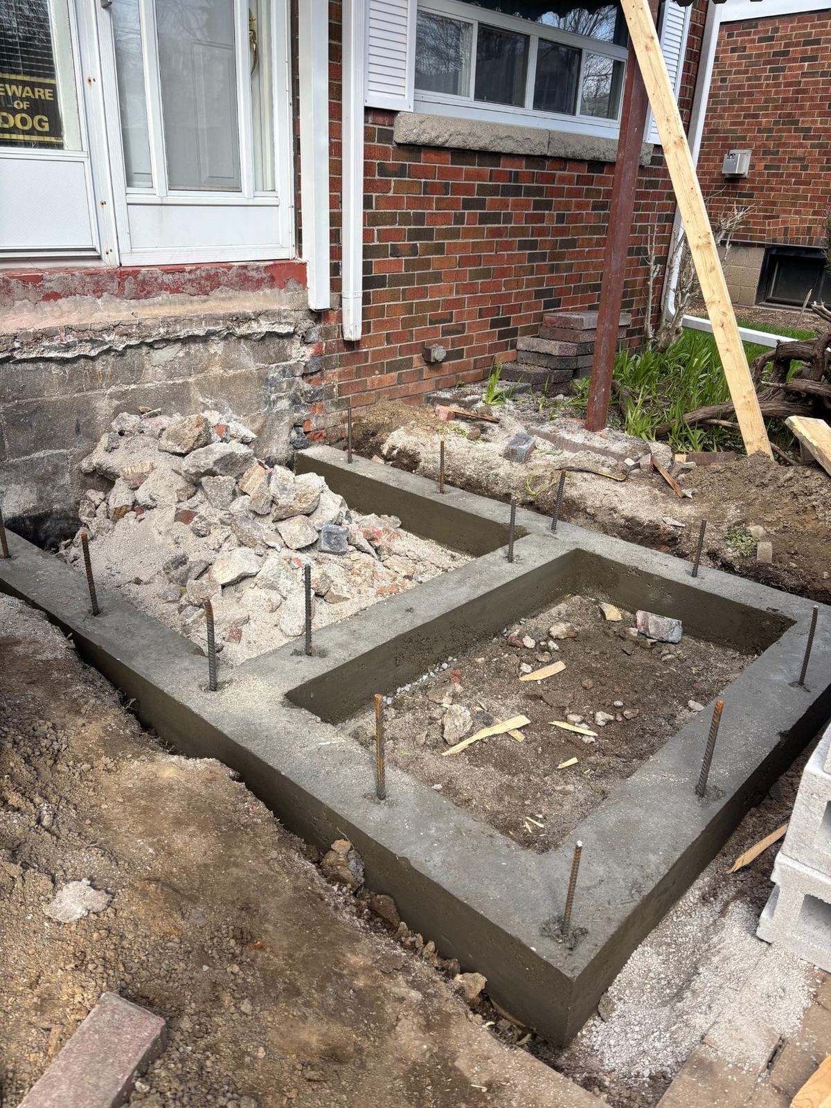 Reinforced concrete footing after pour